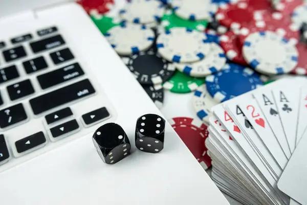 Casino Non AAMS: A Guide to Choosing Between Platforms
